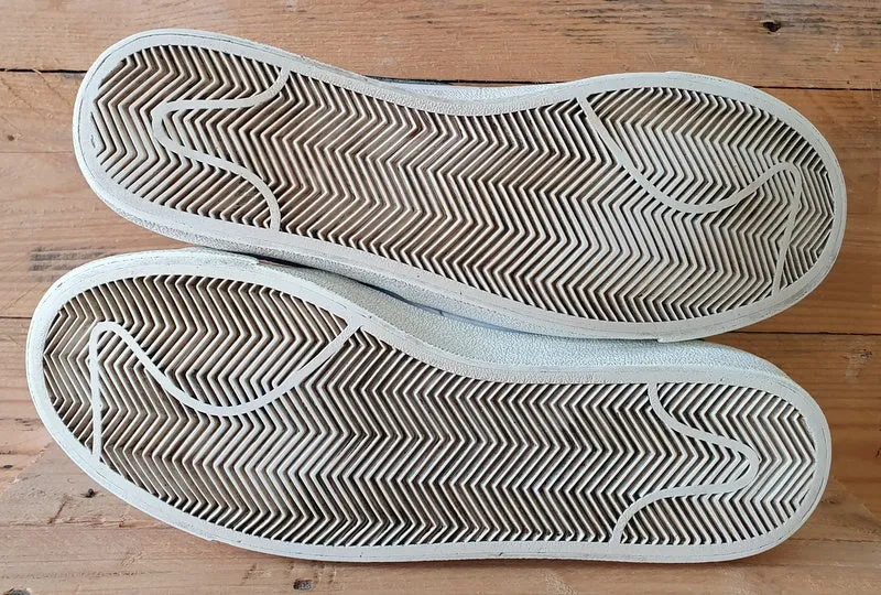 Nike Blazer Low 77 Leather Trainers UK8.5/US9.5/EU43 DA6364-101 White/Black